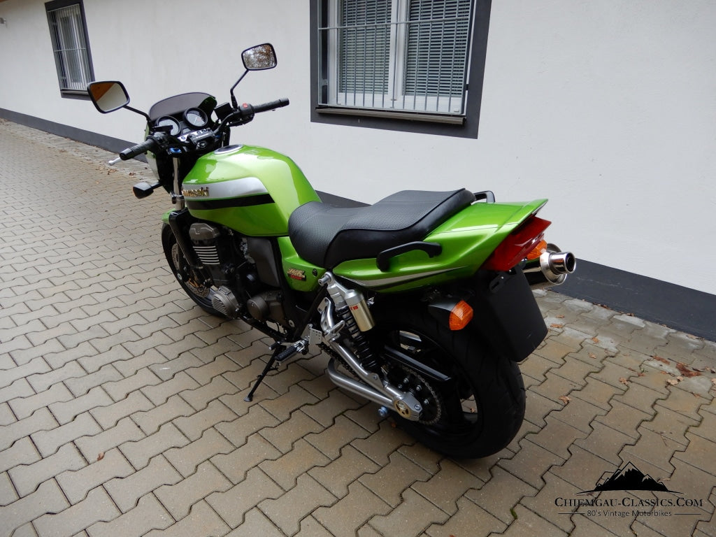 Kawasaki ZRX1200R only 5.548 miles (8.930 KM) - SOLD – Chiemgau 